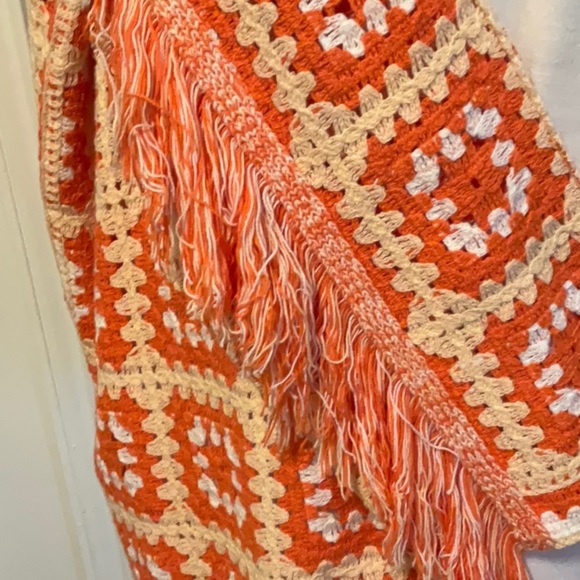 🍊🍊🍊BOGOHO🍊🍊🍊Orange and Cream Crochet Cardigan Sweater and White Top-2fer - Picture 4 of 9